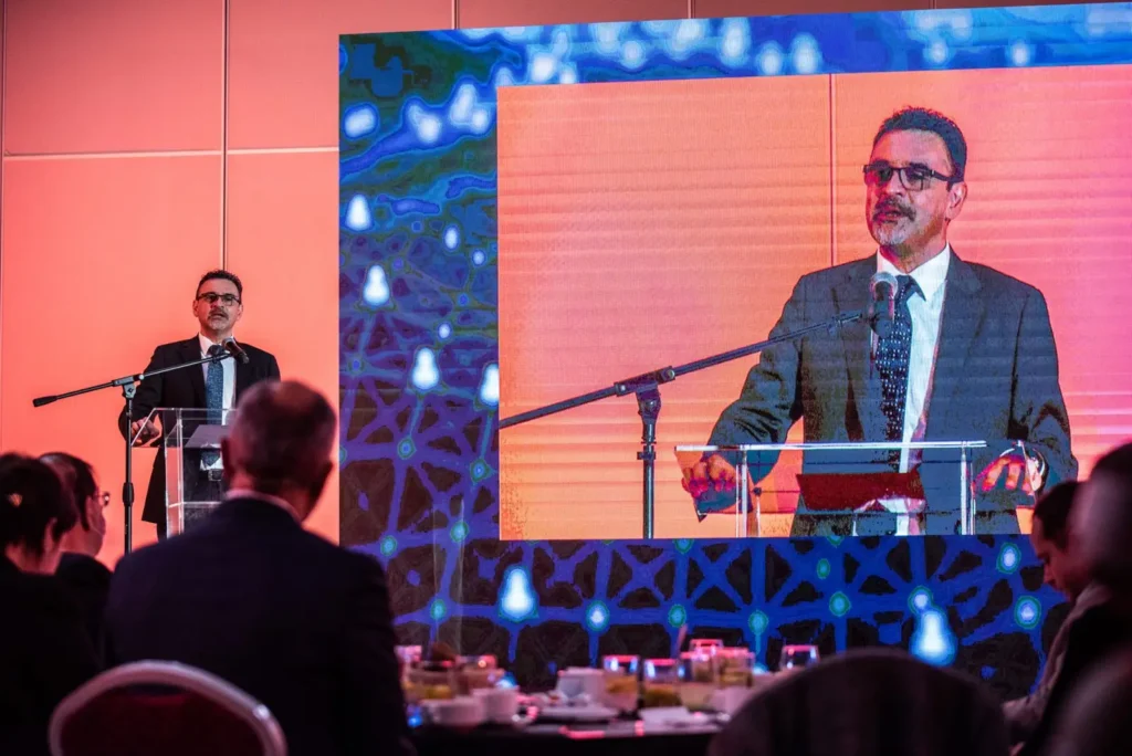Ceremonia del plan de expansión del proyecto Cerro Denominador: Ministro de Ciencia Flavio Salazar destaca las iniciativas público-privadas para avanzar hacia un nuevo modelo de desarrollo