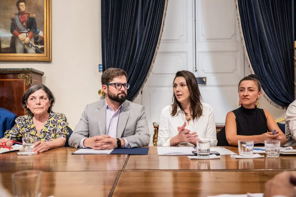 Ministerio de Ciencia constituye la primera mesa de Ciencia y Conocimiento para la Recuperación tras incendios forestales