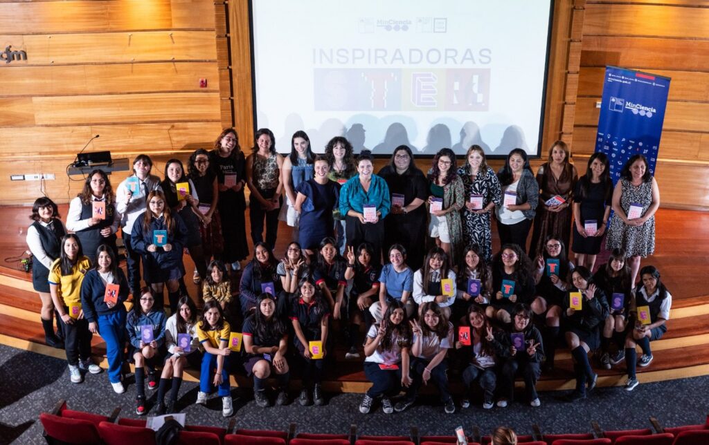 Por más mujeres en STEM: Ministerio de Ciencia lanzó nueva serie de cuadernillos con biografías de investigadoras chilenas