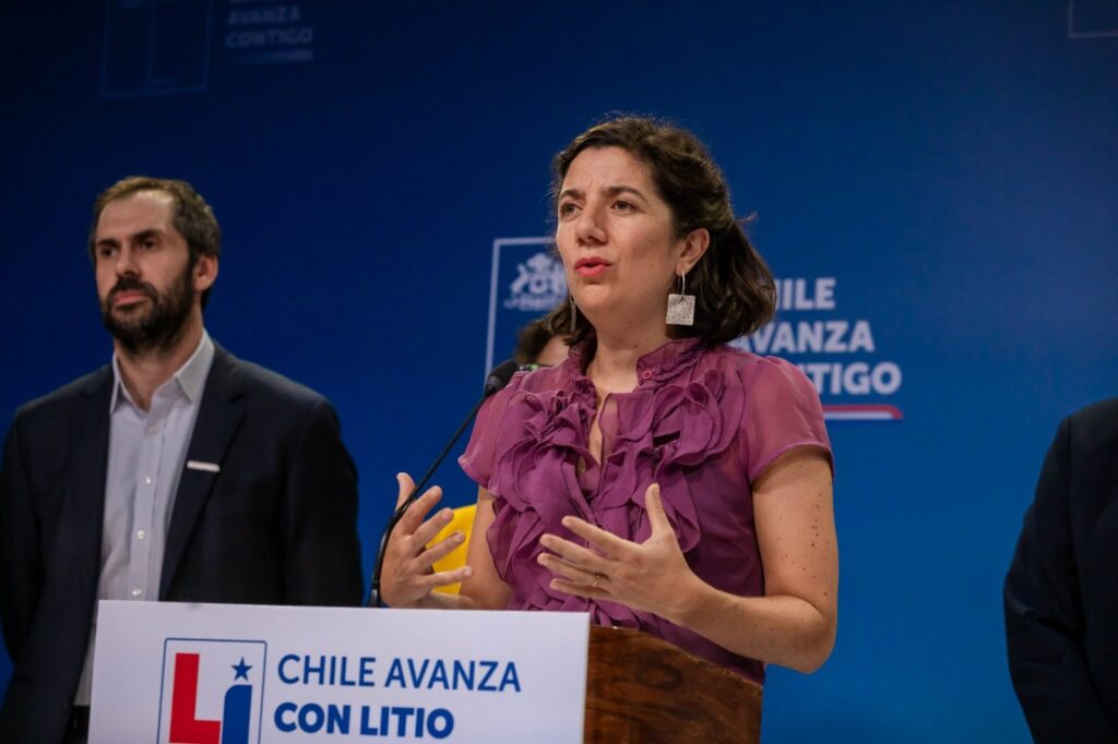 Gobierno informa avances que permitirán consolidar la Estrategia Nacional de Litio