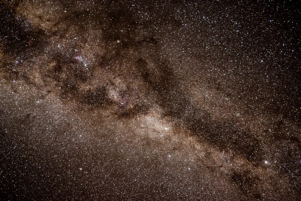 MinCiencia llama a comisión de expertos en iluminación y observación astronómica para garantizar protección de áreas de valor científico