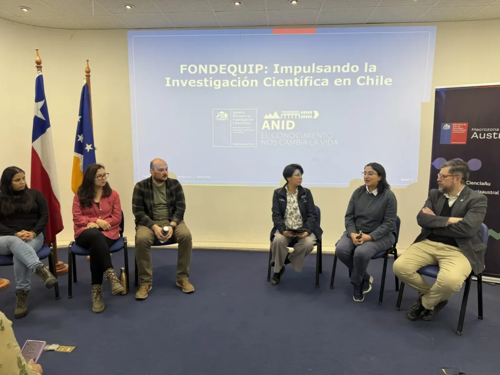 Investigadores e investigadoras compartieron sus experiencias con la postulación e implementación de proyectos financiados por FONDEQUIP