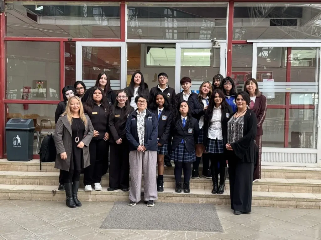 Con taller de programación en micro:bit se conmemoró el Día Internacional de las Niñas en las Tecnologías de la Información y la Comunicación (TIC) en Magallanes