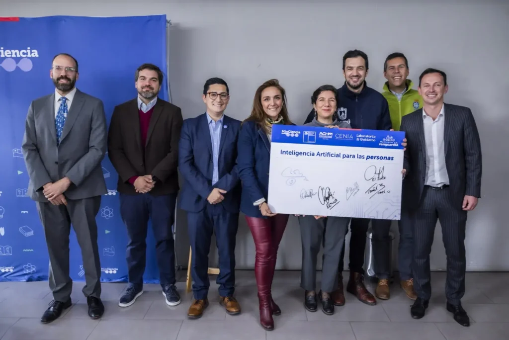 Funcionarios y funcionarias de 15 municipios inician taller para resolver problemas ciudadanos con Latam GPT