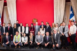 Ministerio de Ciencia lanza “Ciudades por la IA” junto al Presidente de la República para acelerar el uso responsable de inteligencia artificial en municipios