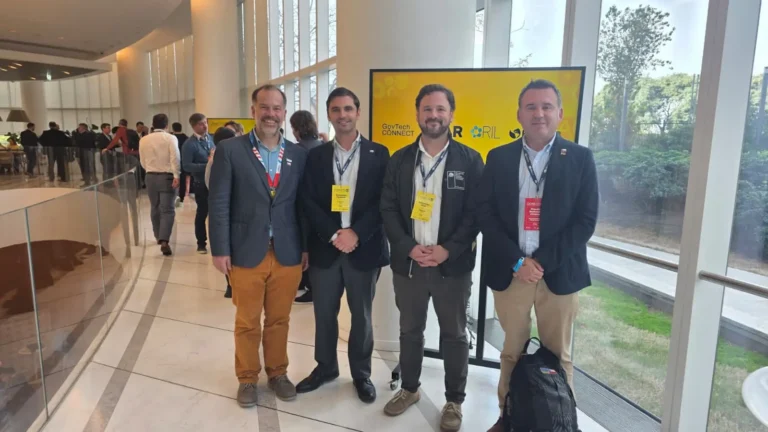 Chile llevó su agenda de inteligencia artificial para gobiernos locales al foro CONECTA IA en Buenos Aires